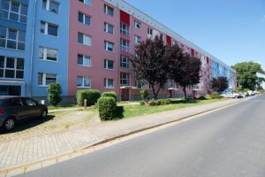 neu saniert mit Dusche, frei ab Dezember 2026